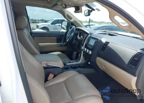 2014 Toyota Sequoia Sr5 5.7L V8 from USA, damaged, VIN 5TDZY5G16ES050773